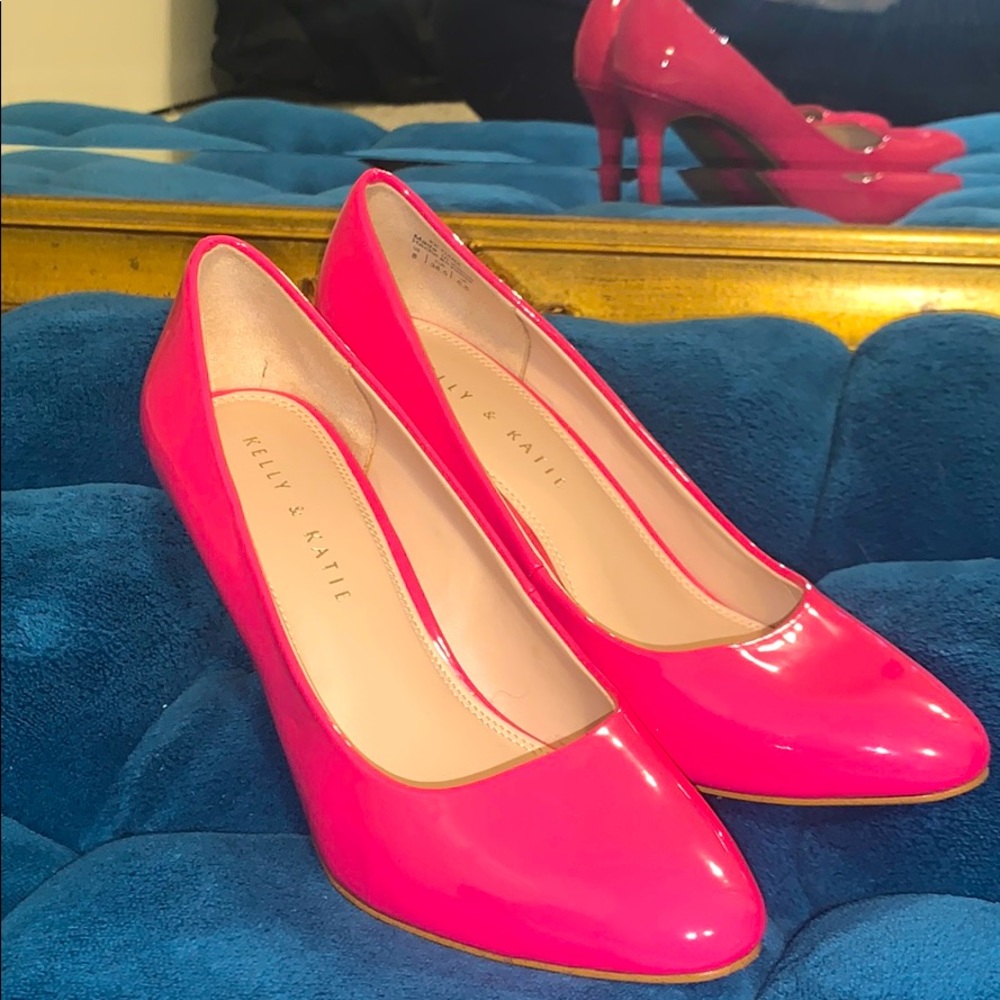 Hot pink pumps